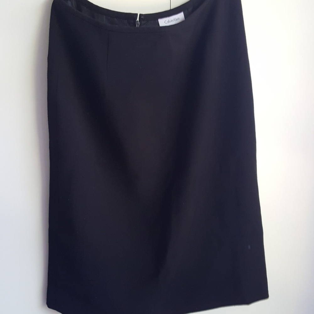 Calvin Klein black pencil skirt size 8